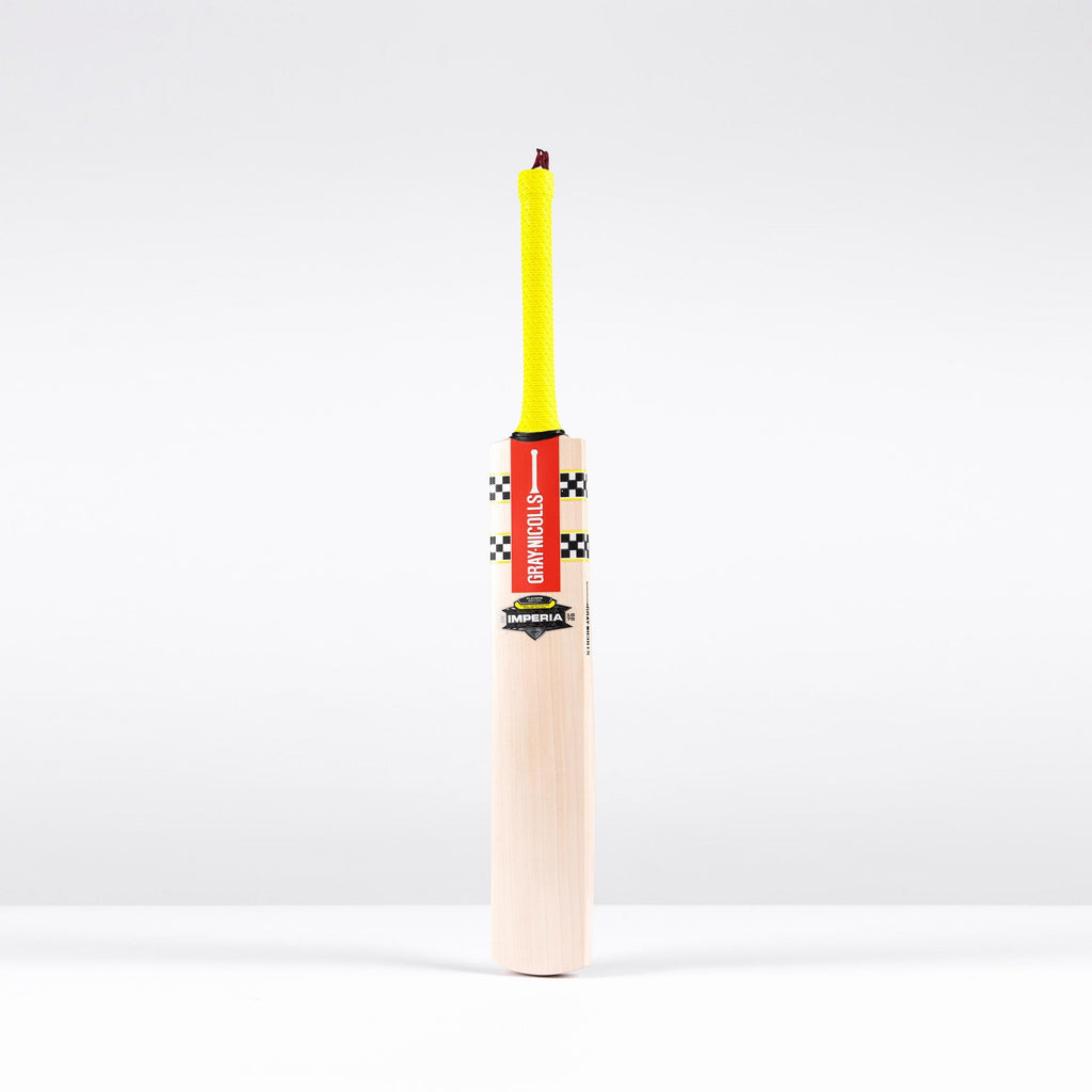 Gray-Nicolls Imperia 1.1 Player Edition Adult Cricket Bat - Size: Short Handle - Black