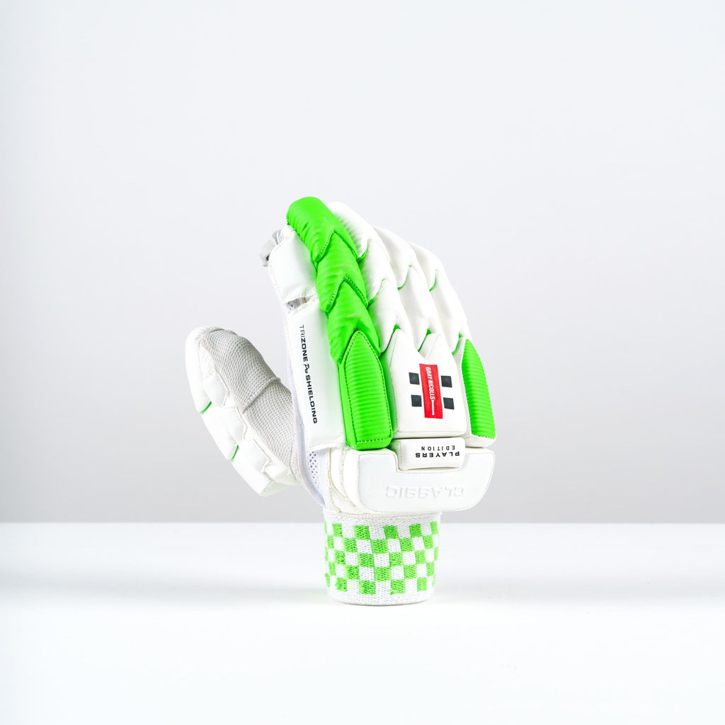 Gray-Nicolls Classic Players Edition Batting Gloves - Size: RH - Large - White