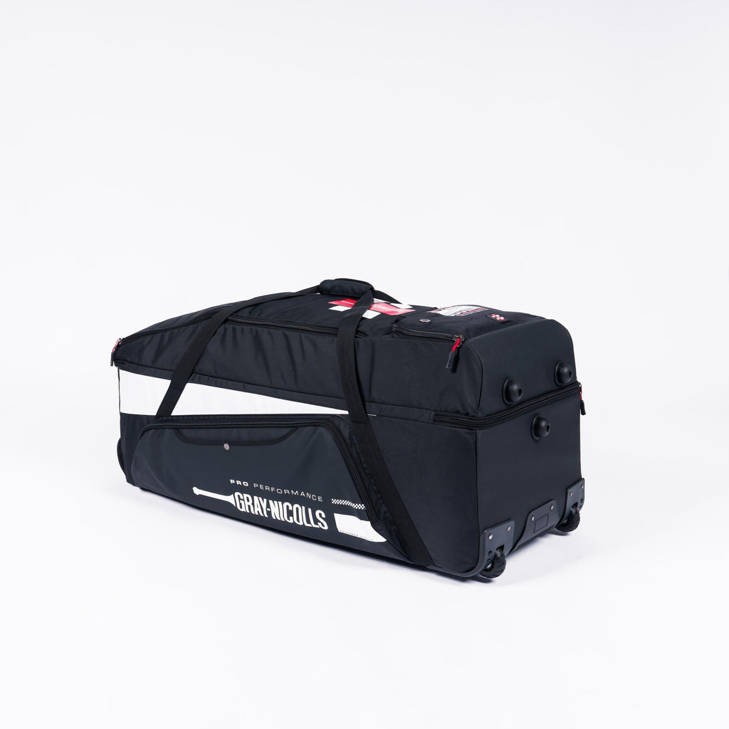 Gray-Nicolls Classic Pro Performance Wheelie Bag - Size: 100 x 40 x 40 - Black