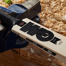 GM James Vince DXM Players Edition Cricket Bat