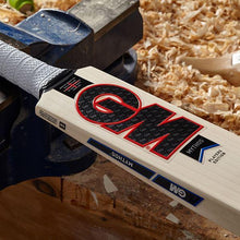 GM Quinton De Kock DXM Players Edition Cricket Bat