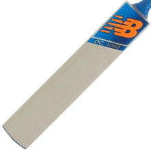 New Balance DC 480 Junior Cricket Bat